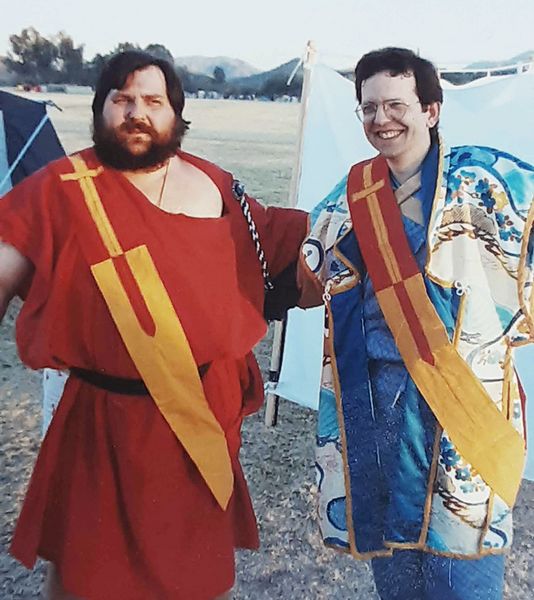 File:Ishedo and Yaroslav at Estrella War 1990.jpg
