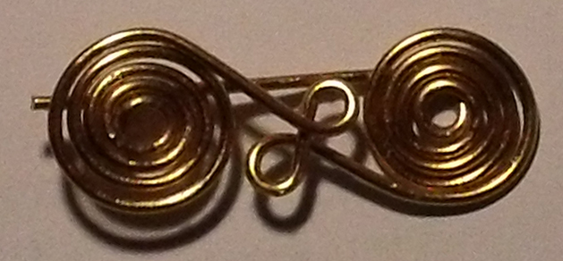 File:Double spiral fibula reproduction.jpg