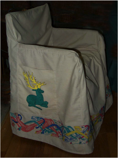 File:Edith-HonourChairCover.png