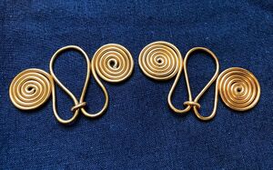 Finnish Iron Age spiral chain/festoon hangers, gifted to HRM Queen Lorissa du Griffin.