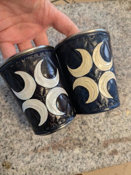 File:Caid Cross Cups.jpg