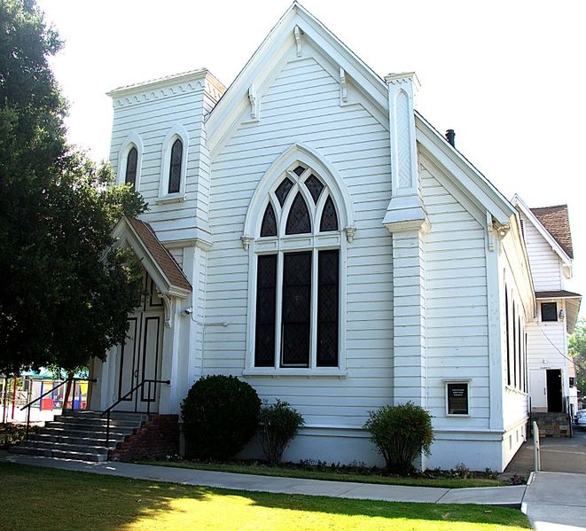 File:Magnolia United Presbyterian Church.jpg