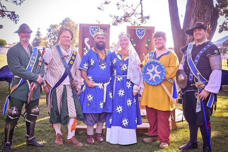 File:TRMs Bjorn and Roisin with Her Martial Champions.jpg